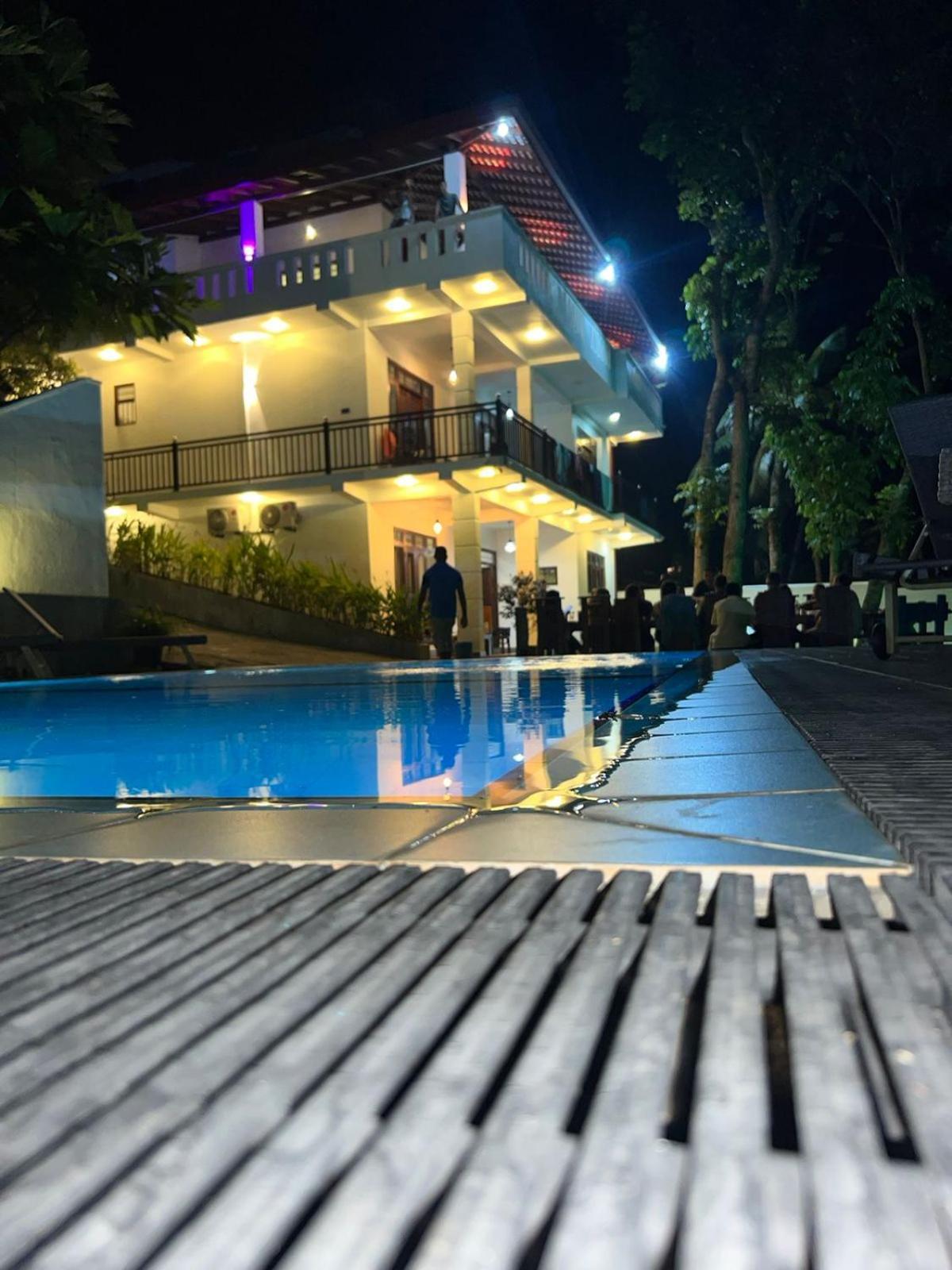 The Green Lagoon Villa Хикадува Екстериор снимка
